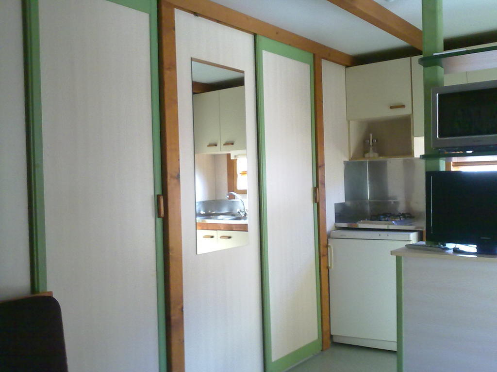 Camping L'Espelt ラ・ポブラ・ダ・リリェート 部屋 写真